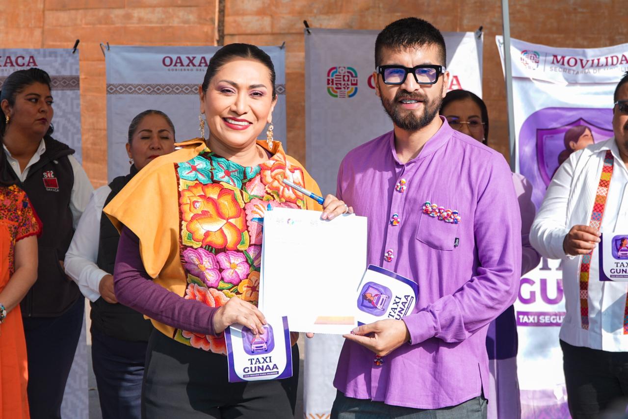 Impulsa Semovi traslados seguros y confiables para mujeres con programa Taxi Gunaa en Oaxaca